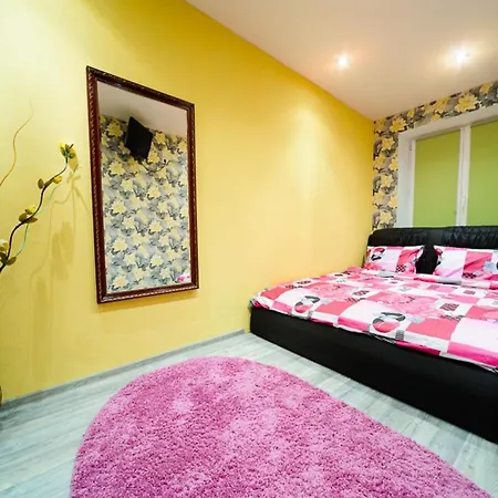 Apartland Romanovskaya Sloboda 7 * Mińsk